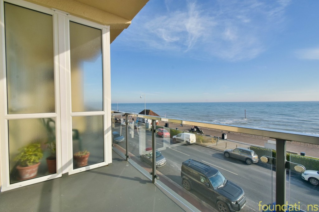 Images for West Parade, Bexhill-on-Sea, East Sussex EAID:3719479022 BID:13173601