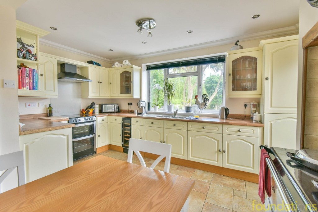 Images for Barnhorn Road, Bexhill-on-Sea, East Sussex EAID:3719479022 BID:13173601