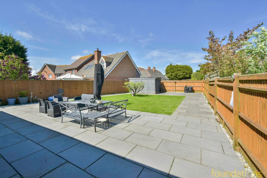 Images for Wrestwood Road, Bexhill-on-Sea, East Sussex EAID:3719479022 BID:13173601
