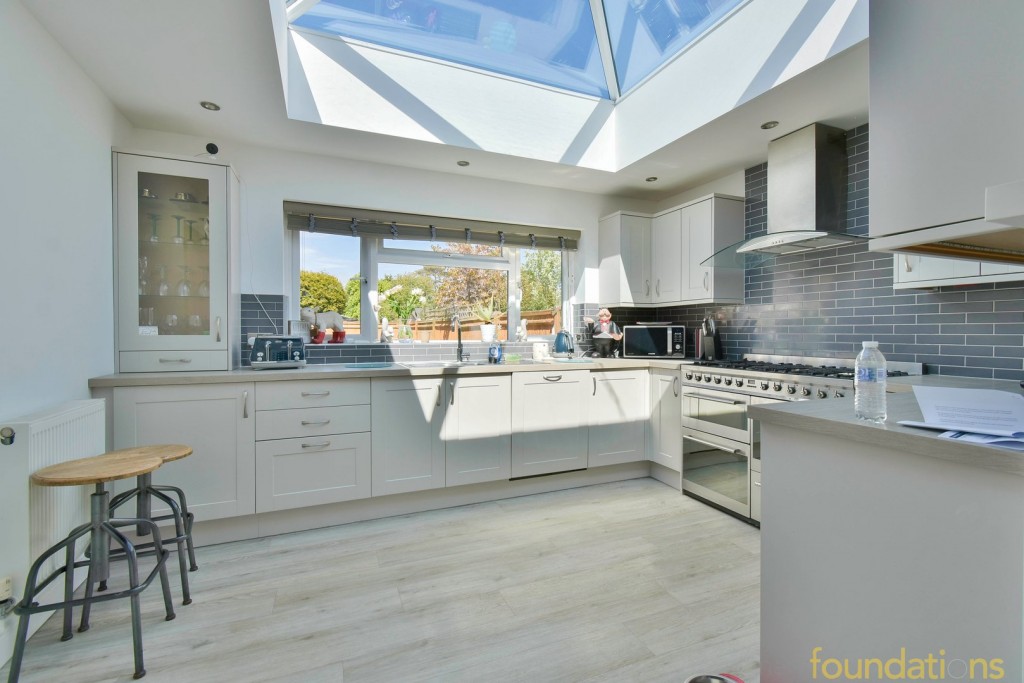 Images for Wrestwood Road, Bexhill-on-Sea, East Sussex EAID:3719479022 BID:13173601