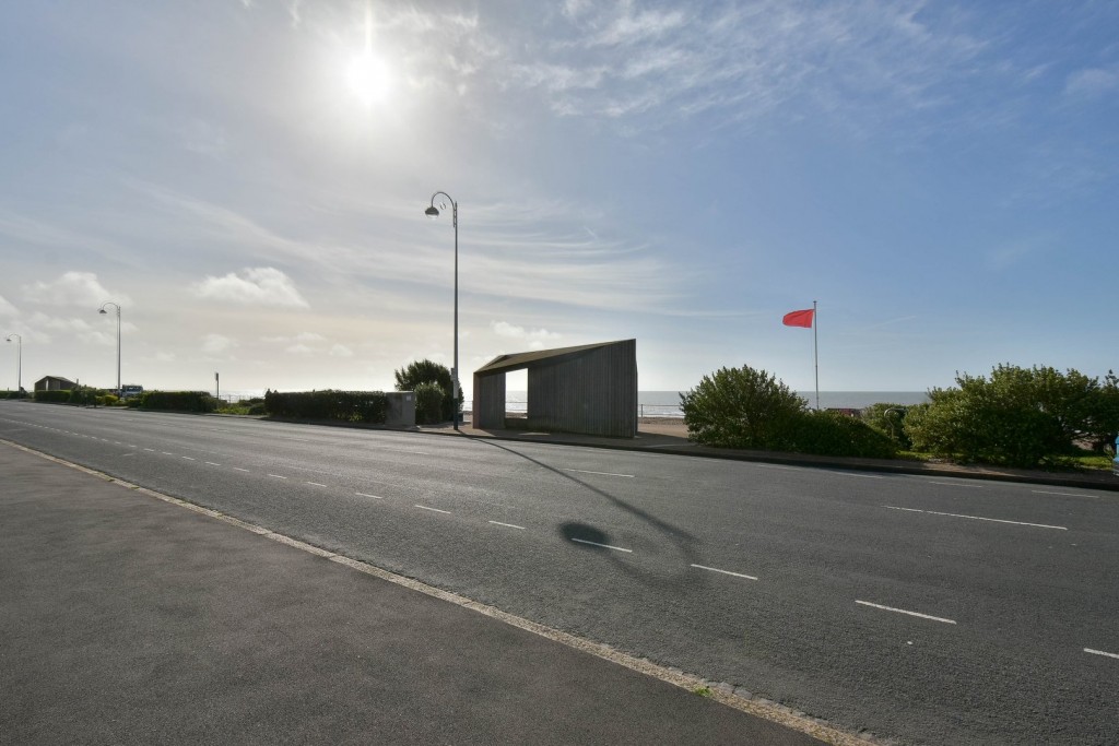 Images for West Parade, Bexhill-on-Sea, East Sussex EAID:3719479022 BID:13173601