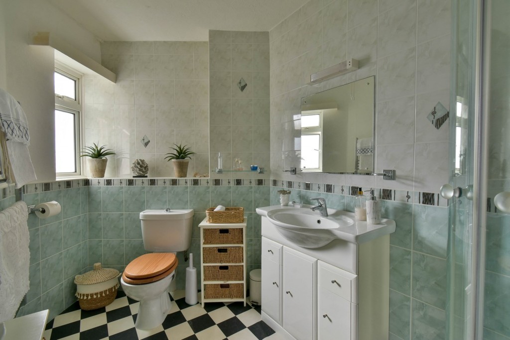Images for West Parade, Bexhill-on-Sea, East Sussex EAID:3719479022 BID:13173601