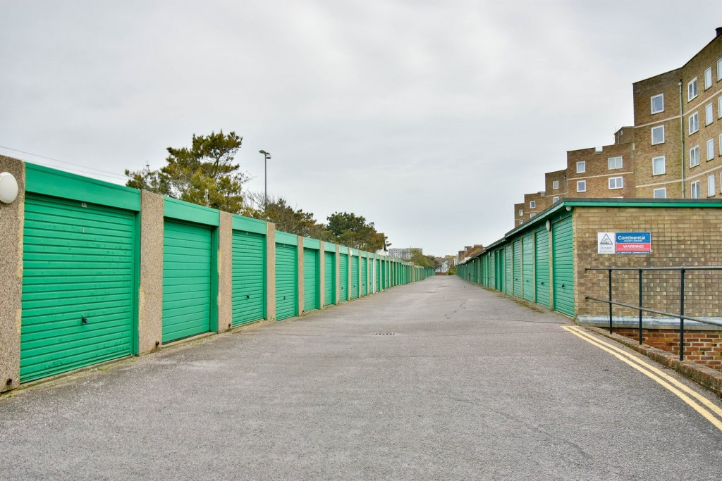 Images for West Parade, Bexhill-on-Sea, East Sussex EAID:3719479022 BID:13173601