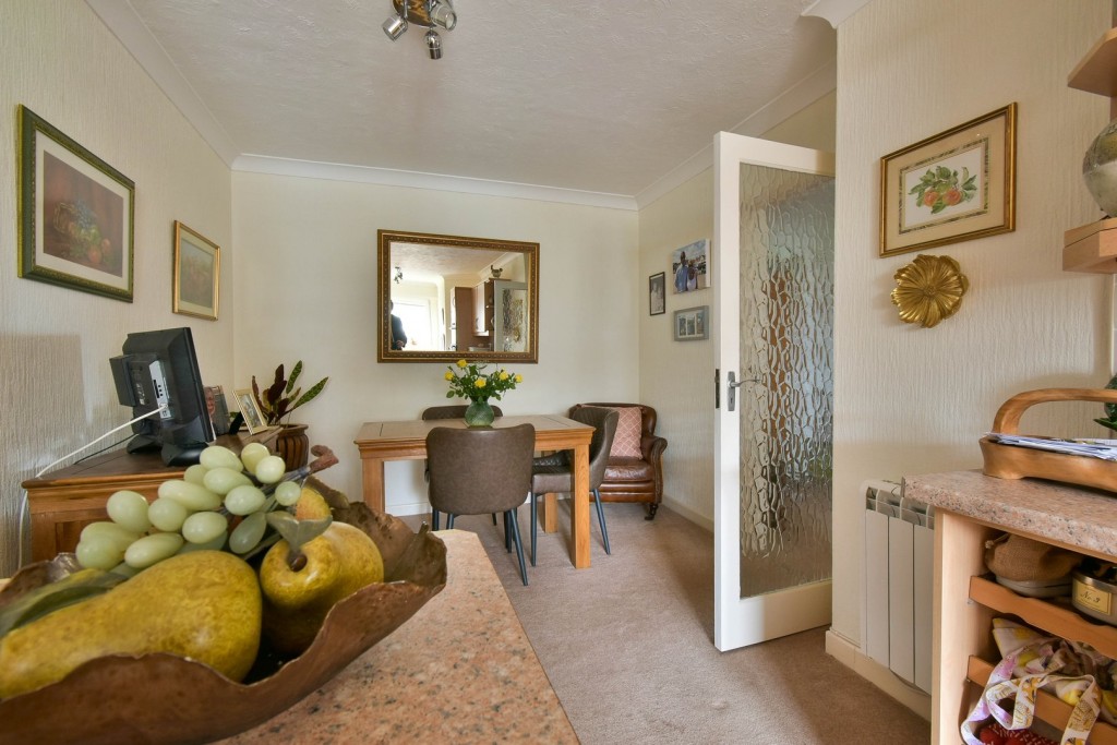Images for West Parade, Bexhill-on-Sea, East Sussex EAID:3719479022 BID:13173601