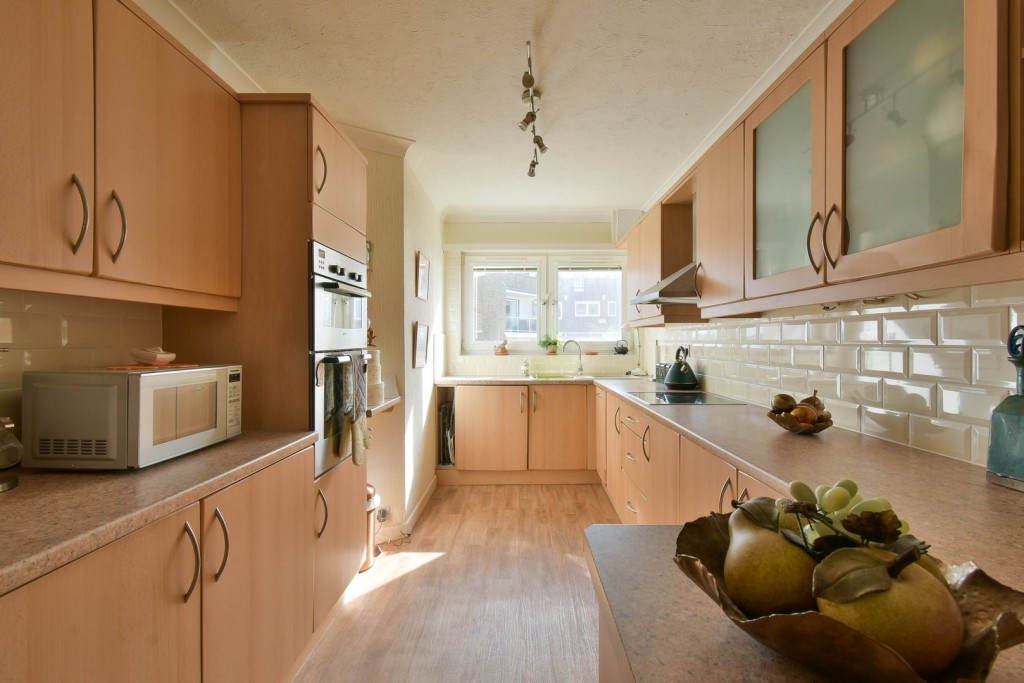 Images for West Parade, Bexhill-on-Sea, East Sussex EAID:3719479022 BID:13173601
