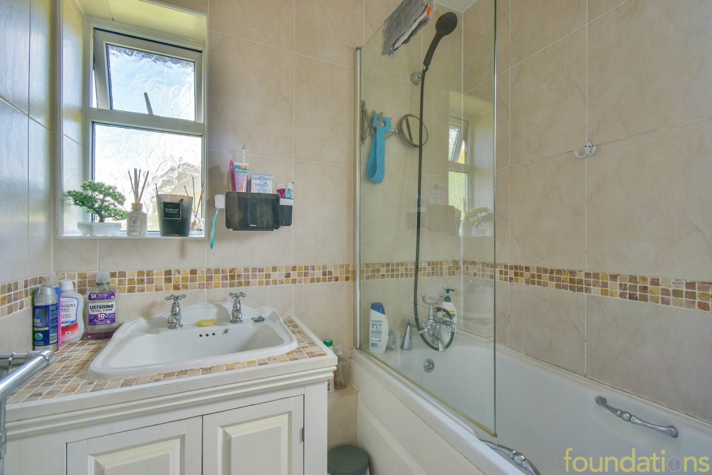 Images for Wartling Drive, Bexhill-on-Sea, East Sussex EAID:3719479022 BID:13173601