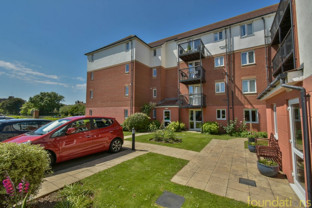 Images for Cooden Drive, Bexhill-on-Sea, East Sussex EAID:3719479022 BID:13173601