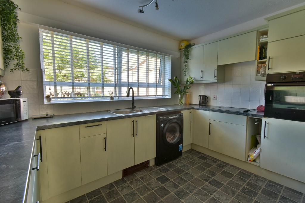 Images for Hastings Road, Bexhill-on-Sea, East Sussex EAID:3719479022 BID:13173601