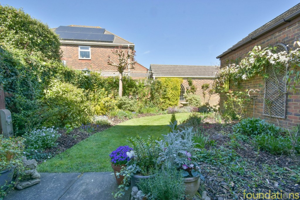 Images for Hornbeam Avenue, Bexhill-on-Sea, East Sussex EAID:3719479022 BID:13173601