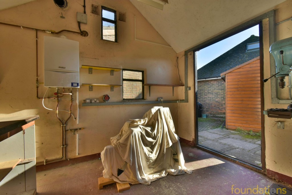 Images for Thorne Crescent, Bexhill-on-Sea, East Sussex EAID:3719479022 BID:13173601