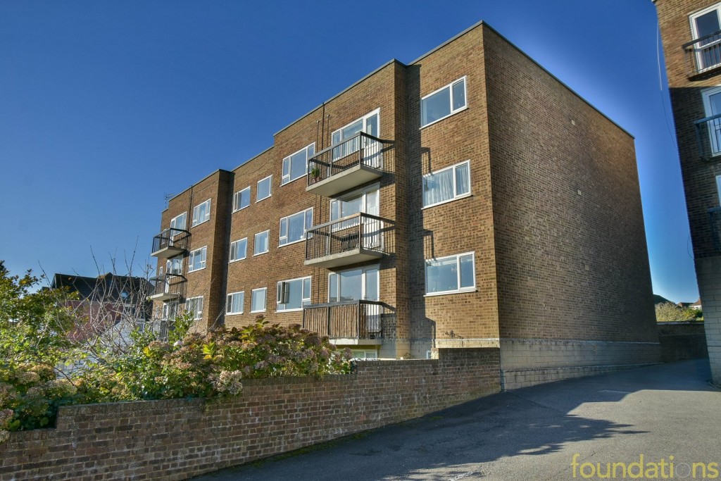 Images for New Park Avenue, Bexhill-on-Sea, East Sussex EAID:3719479022 BID:13173601