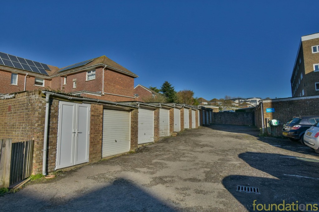 Images for New Park Avenue, Bexhill-on-Sea, East Sussex EAID:3719479022 BID:13173601