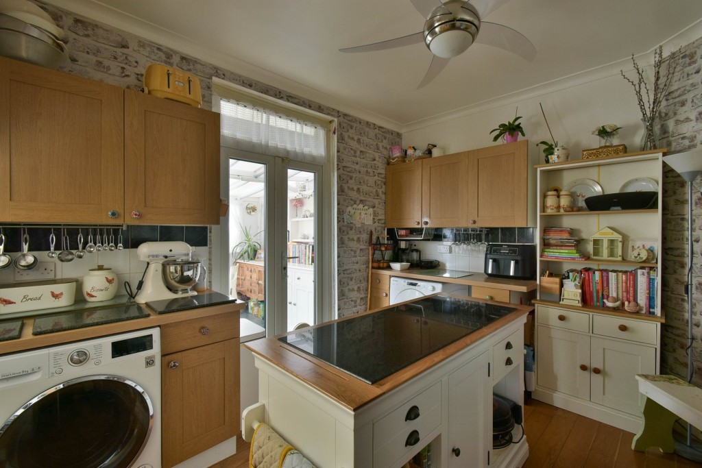 Images for Bexhill Road, St Leonards-on-Sea, East Sussex EAID:3719479022 BID:13173601