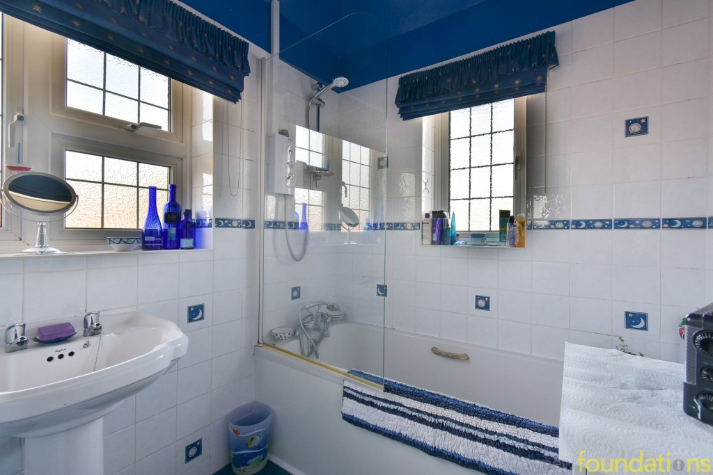 Images for Newlands Avenue, Bexhill-on-Sea, East Sussex EAID:3719479022 BID:13173601