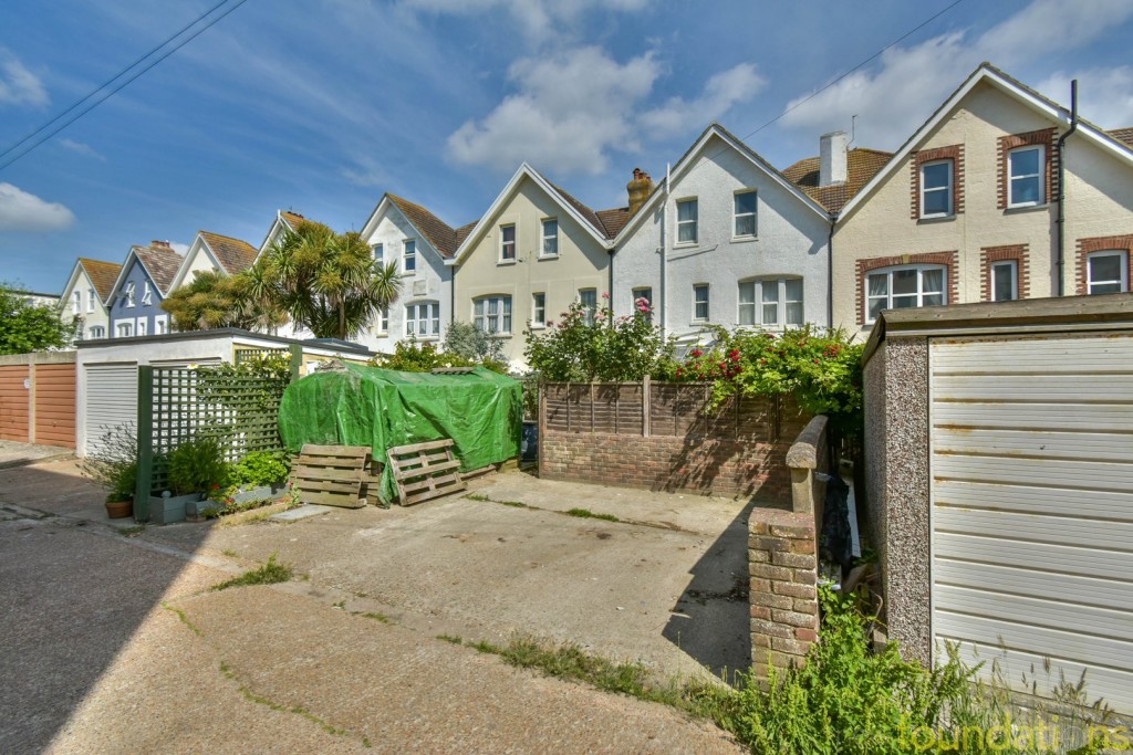 Images for Egerton Road, Bexhill-on-Sea, East Sussex EAID:3719479022 BID:13173601