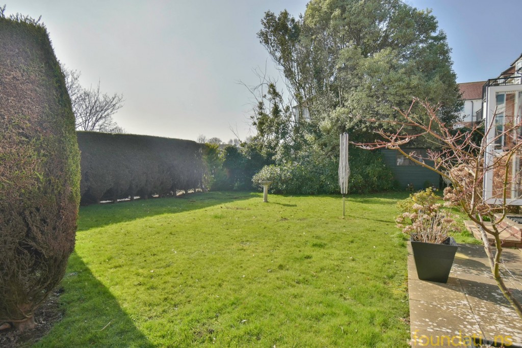 Images for Cooden Drive, Bexhill-on-Sea, East Sussex EAID:3719479022 BID:13173601