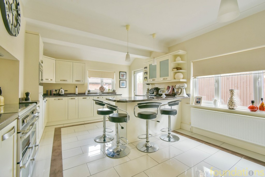Images for Little Common Road, Bexhill on Sea EAID:3719479022 BID:13173601