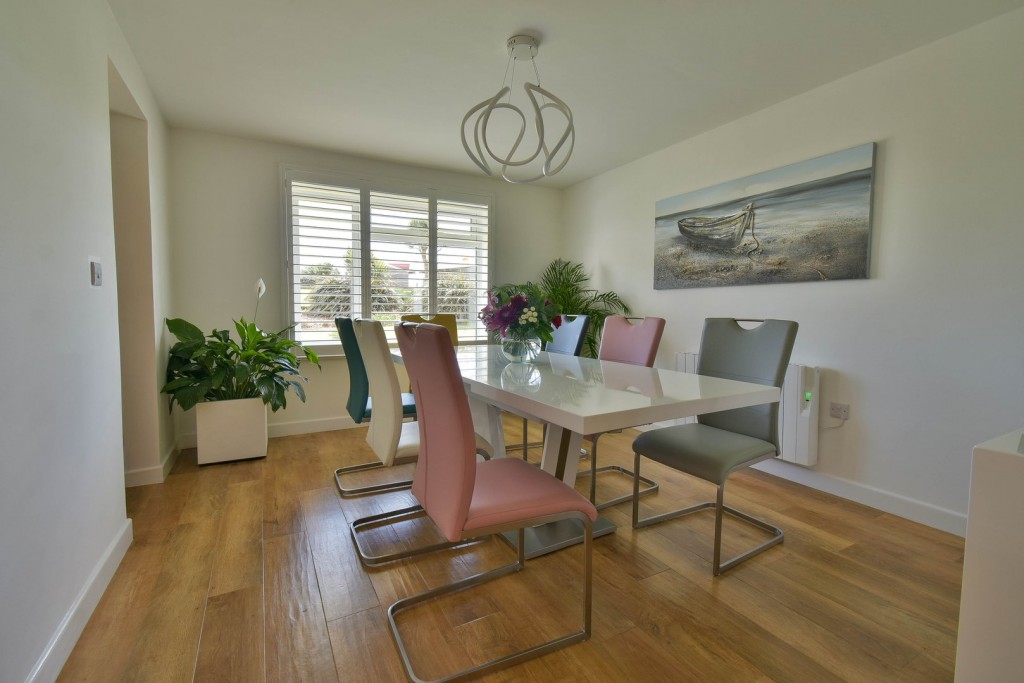Images for West Parade, Bexhill-on-Sea, East Sussex EAID:3719479022 BID:13173601