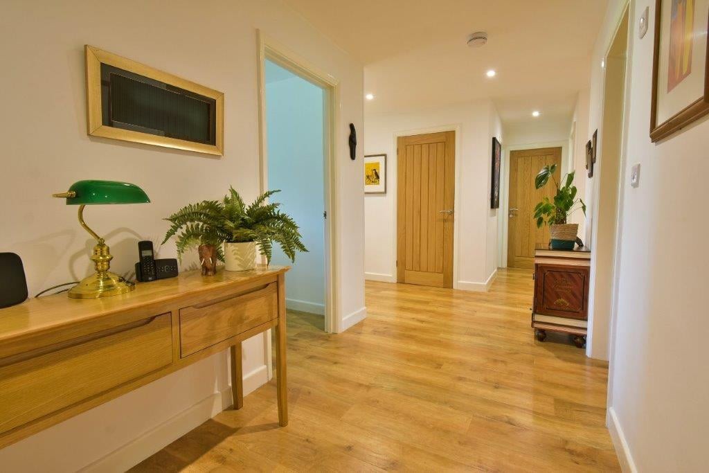 Images for West Parade, Bexhill-on-Sea, East Sussex EAID:3719479022 BID:13173601