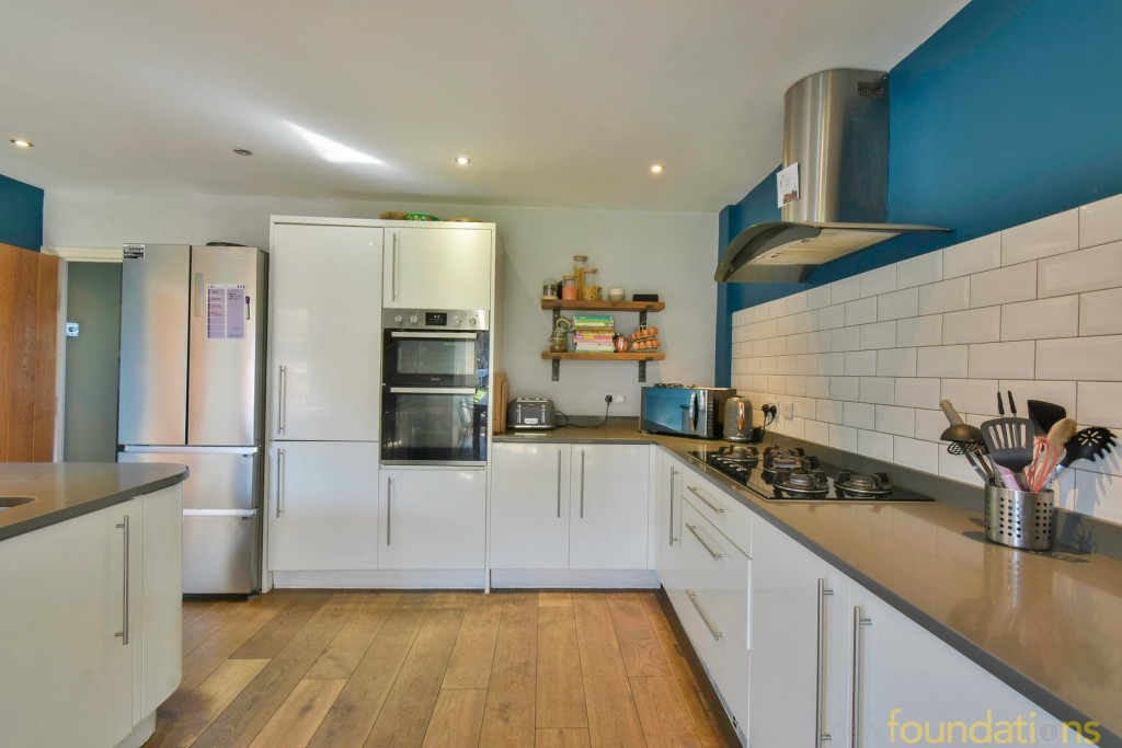 Images for Little Twitten, Bexhill-on-Sea, East Sussex EAID:3719479022 BID:13173601