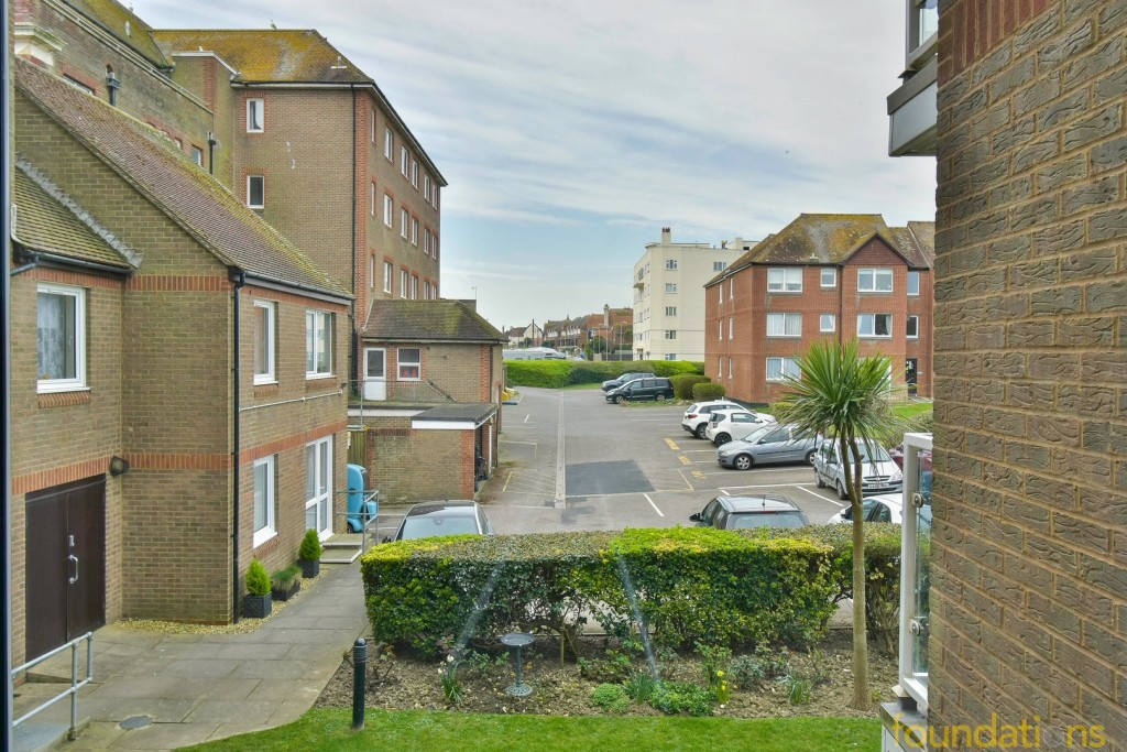 Images for De la Warr Parade, Bexhill-on-Sea, East Sussex EAID:3719479022 BID:13173601