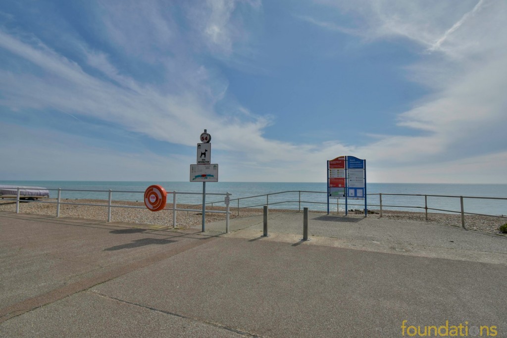Images for West Parade, Bexhill-on-Sea, East Sussex EAID:3719479022 BID:13173601