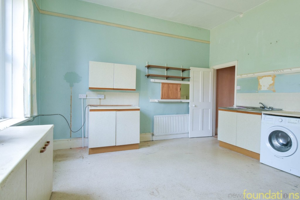 Images for Upper Sea Road, Bexhill-on-Sea, East Sussex EAID:3719479022 BID:13173601