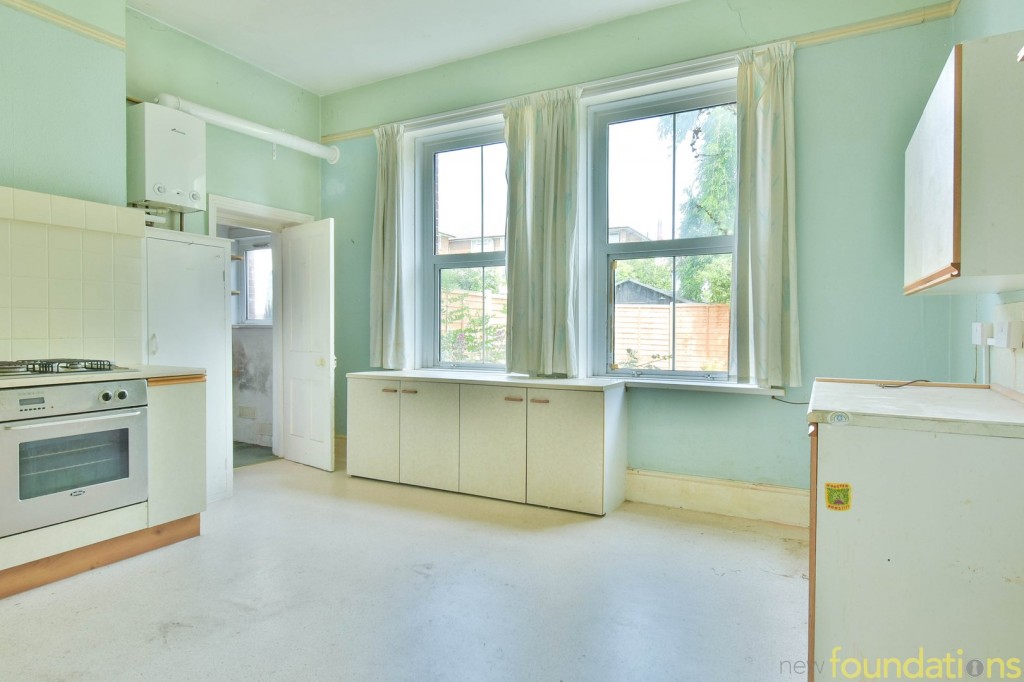 Images for Upper Sea Road, Bexhill-on-Sea, East Sussex EAID:3719479022 BID:13173601