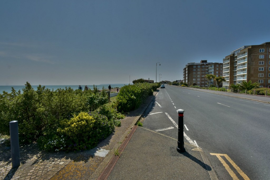 Images for West Parade, Bexhill-on-Sea, East Sussex EAID:3719479022 BID:13173601