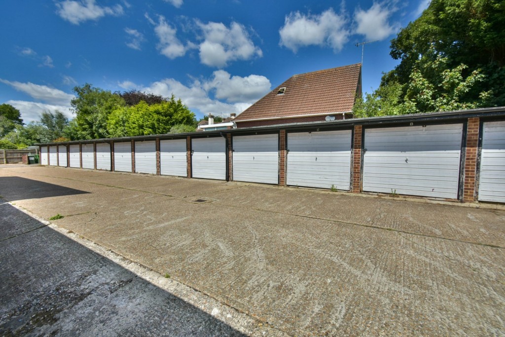 Images for Hastings Road, Bexhill-on-Sea, East Sussex EAID:3719479022 BID:13173601