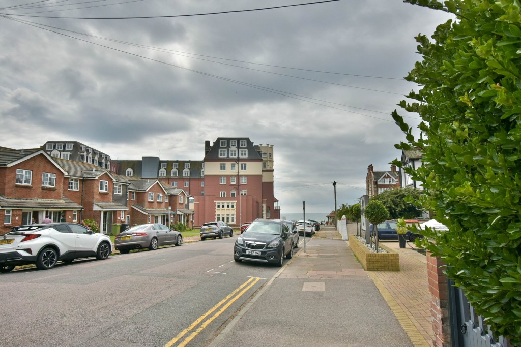 Images for Middlesex Road, Bexhill-on-Sea, East Sussex EAID:3719479022 BID:13173601