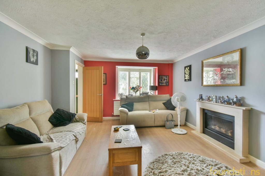 Images for Fontwell Avenue, Bexhill-on-Sea, East Sussex EAID:3719479022 BID:13173601