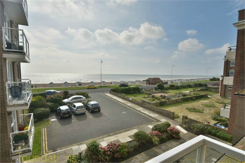Images for De la Warr Parade, Bexhill-on-Sea, East Sussex EAID:3719479022 BID:13173601