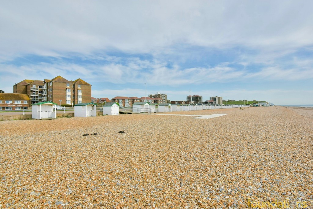 Images for De la Warr Parade, Bexhill-on-Sea, East Sussex EAID:3719479022 BID:13173601