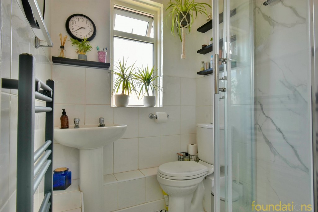 Images for Wrestwood Road, Bexhill-on-Sea, East Sussex EAID:3719479022 BID:13173601