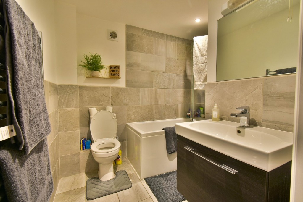 Images for Windsor Road, Bexhill-on-Sea, East Sussex EAID:3719479022 BID:13173601