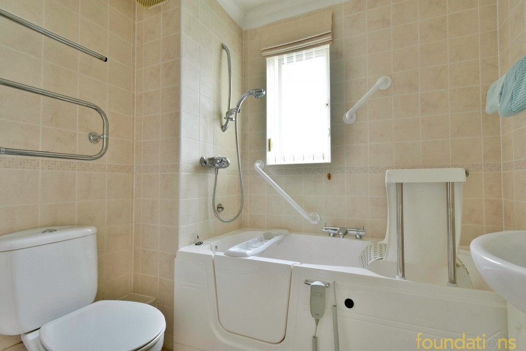 Images for Cooden Drive, Bexhill-on-Sea, East Sussex EAID:3719479022 BID:13173601