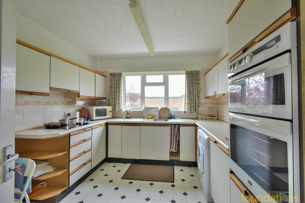 Images for Normandale, Bexhill-on-Sea, East Sussex EAID:3719479022 BID:13173601