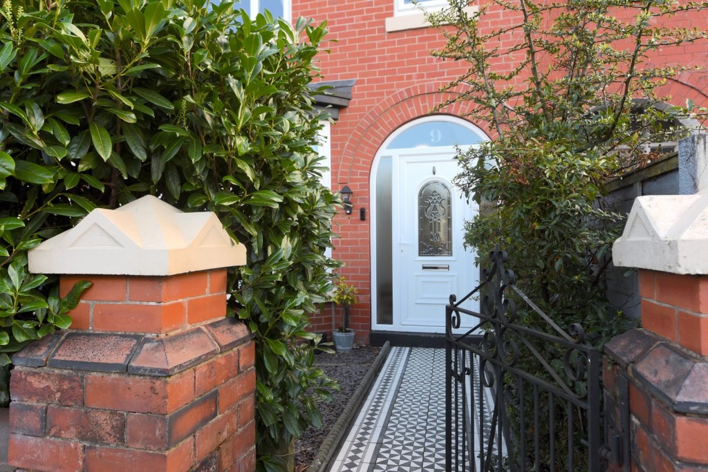 Images for Prestwich, Manchester, Lancashire EAID:3719479022 BID:13173601