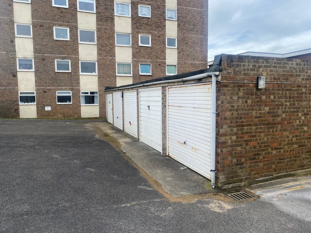 Images for Sutton Place, Bexhill-on-Sea, East Sussex EAID:3719479022 BID:13173601