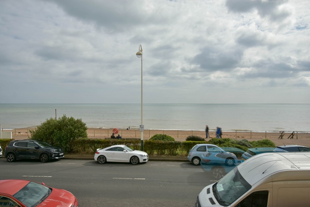 Images for West Parade, Bexhill-on-Sea, East Sussex EAID:3719479022 BID:13173601