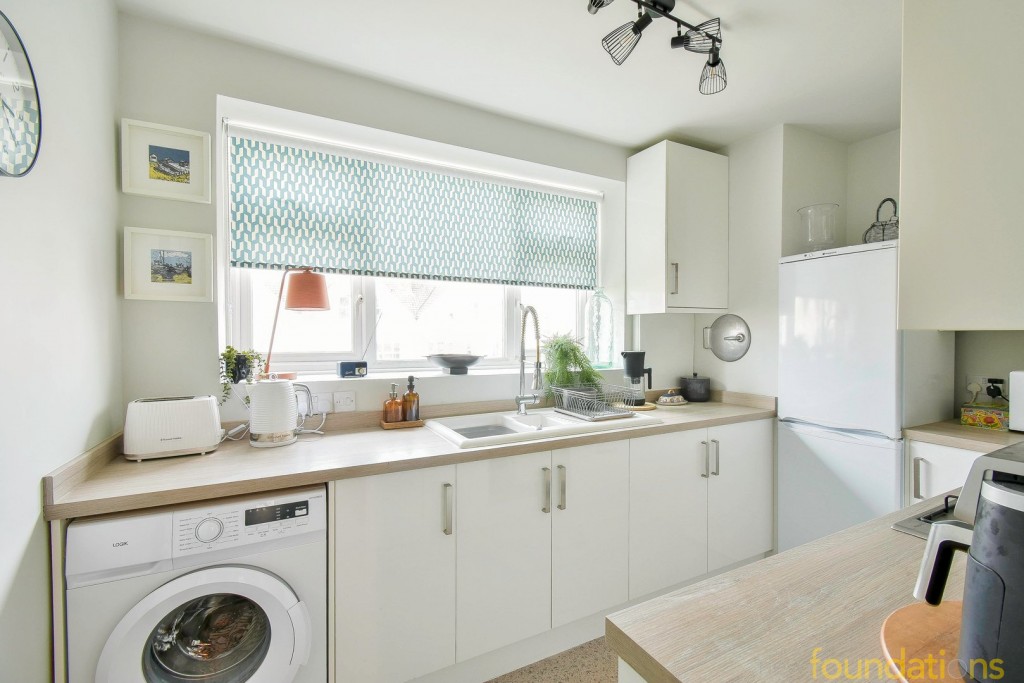 Images for West Parade, Bexhill-on-Sea, East Sussex EAID:3719479022 BID:13173601