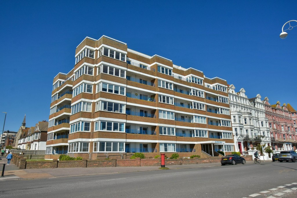 Images for De la Warr Parade, Bexhill-on-Sea, East Sussex EAID:3719479022 BID:13173601