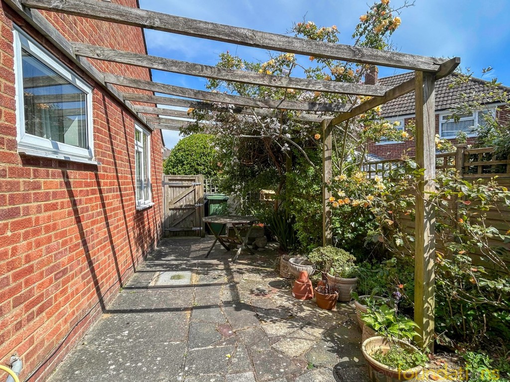 Images for Eastergate, Bexhill, East Sussex EAID:3719479022 BID:13173601