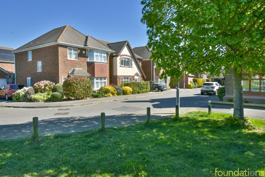 Images for Hornbeam Avenue, Bexhill-on-Sea, East Sussex EAID:3719479022 BID:13173601