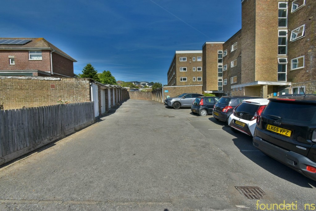 Images for New Park Avenue, Bexhill-on-Sea, East Sussex EAID:3719479022 BID:13173601