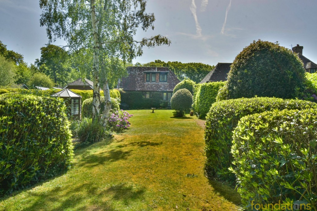 Images for Sandhurst Lane, Bexhill-on-Sea, East Sussex EAID:3719479022 BID:13173601
