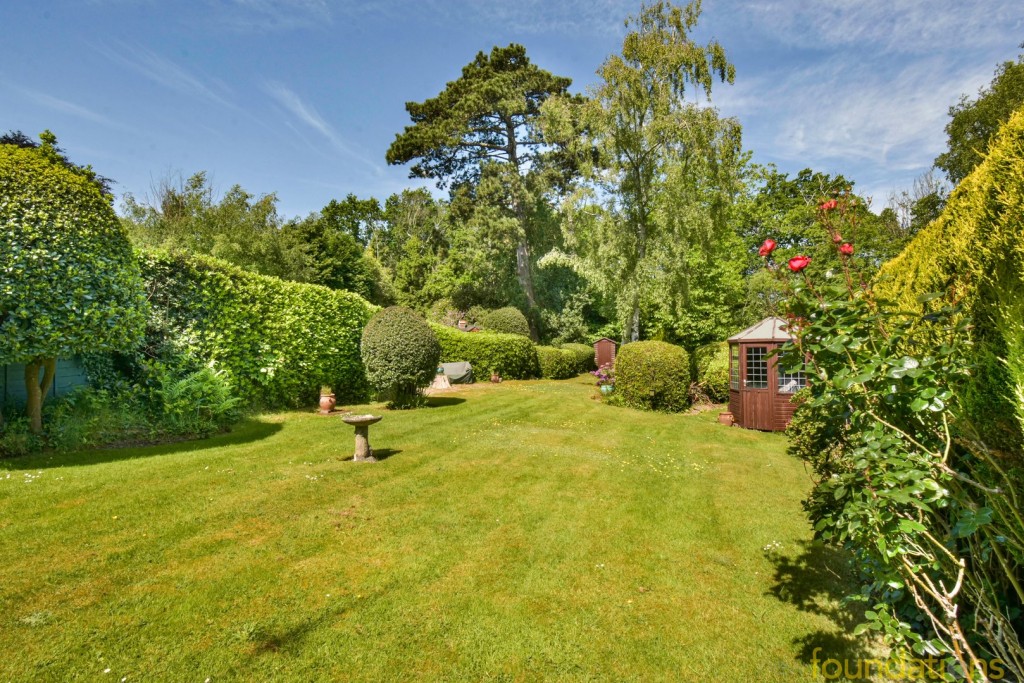 Images for Sandhurst Lane, Bexhill-on-Sea, East Sussex EAID:3719479022 BID:13173601