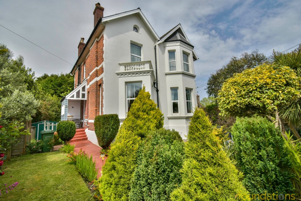 Images for De la Warr Road, Bexhill-on-Sea, East Sussex EAID:3719479022 BID:13173601