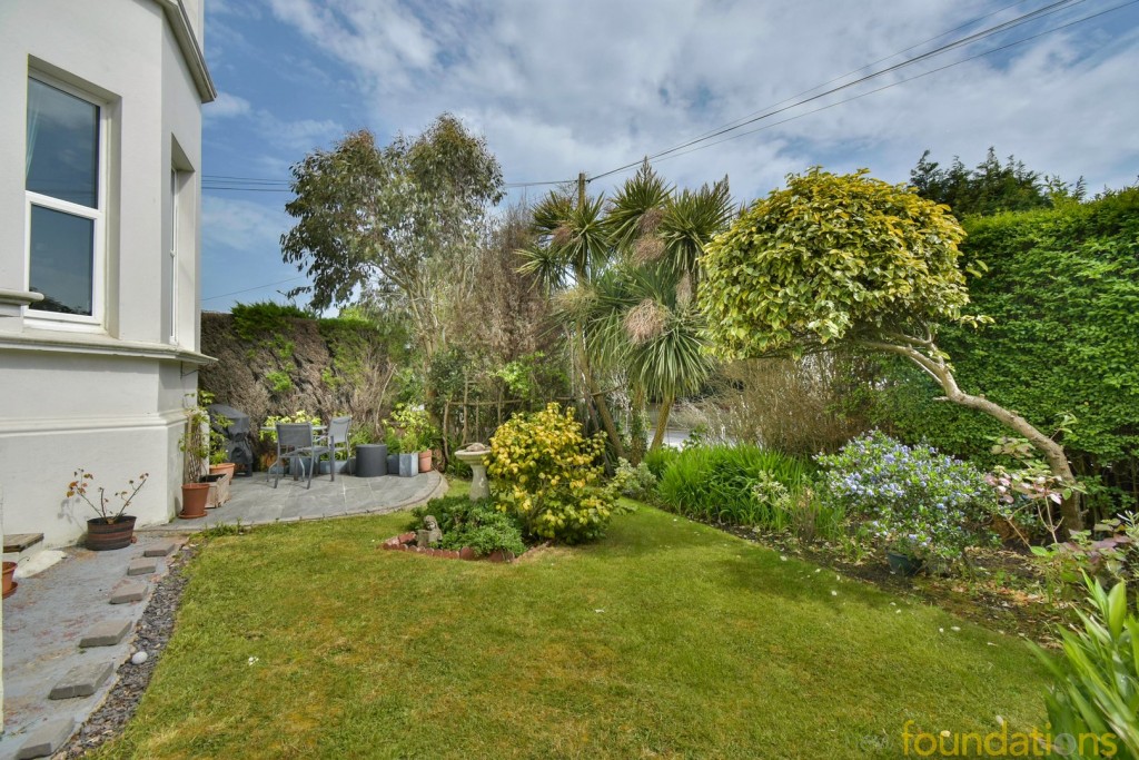 Images for De la Warr Road, Bexhill-on-Sea, East Sussex EAID:3719479022 BID:13173601